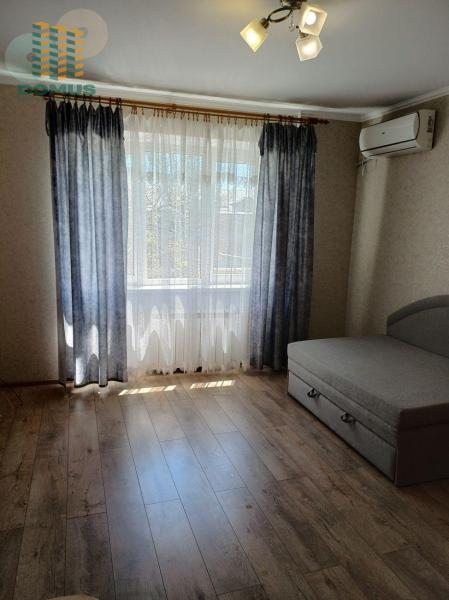 Продам квартиру-студію