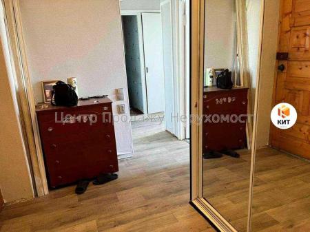 Продам 2-кімнатну квартиру