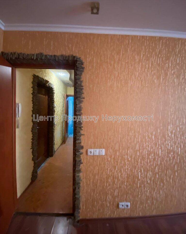 Фото Продається 2-кімнатна квартира у Харкові. Салтівка5