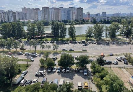 Продам 2-комнатную квартиру