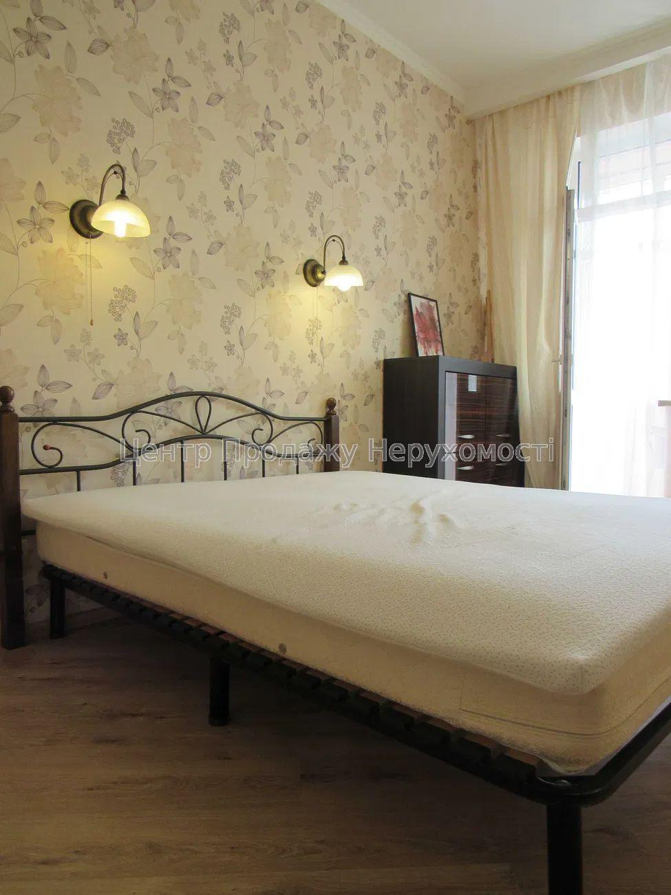 Фото Продаж квартири в Харкові - 2 к. ЖК 
