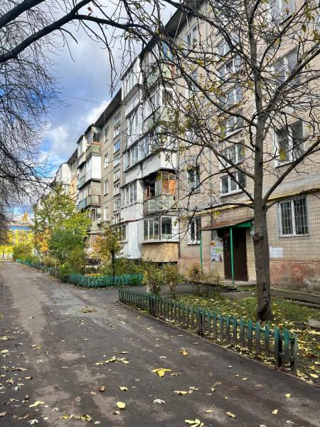 Продам 3-кімнатну квартиру