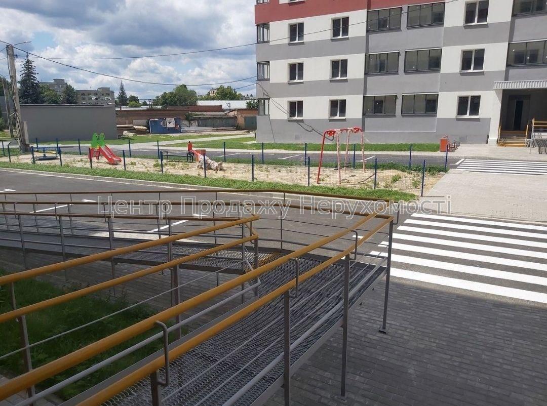 Фото Продам квартир(не жилой фонд) ЖК Гидропаркы две первый этаж Я83