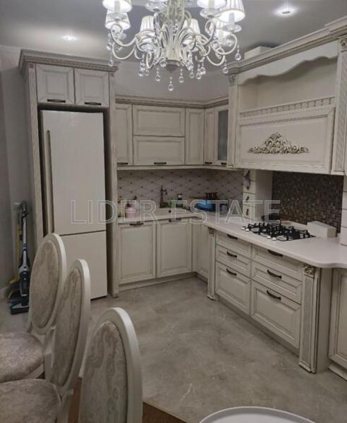 Продам 3-кімнатну квартиру