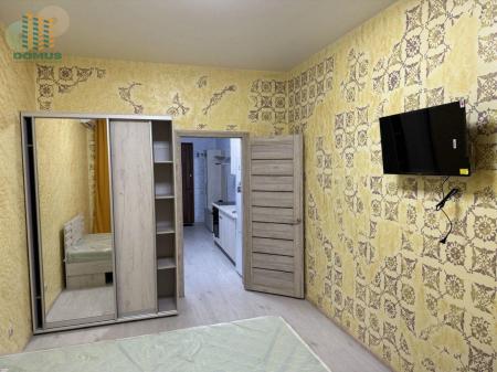 Продам 1-кімнатну квартиру, ЖК&nbsp;«Золоті&nbsp;Стовпи»