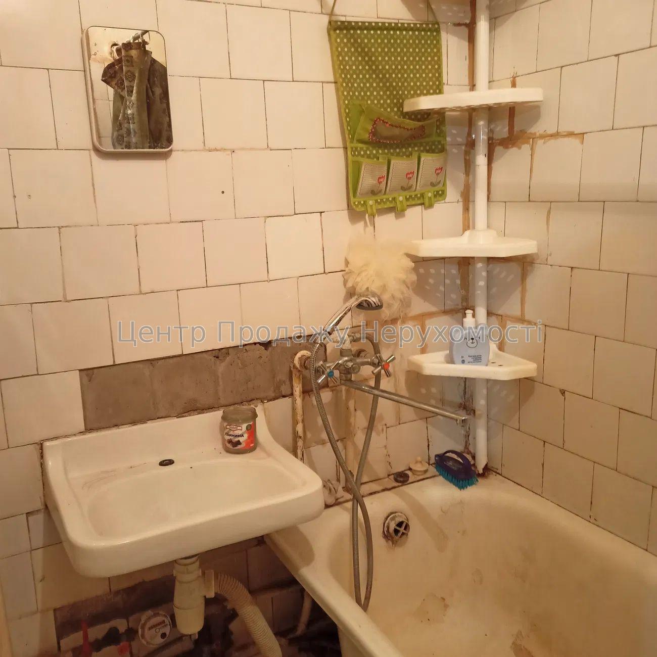 Фото Продам 2-кімнатну квартиру на Куренівці8