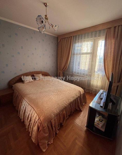 Продам 3-комнатную квартиру