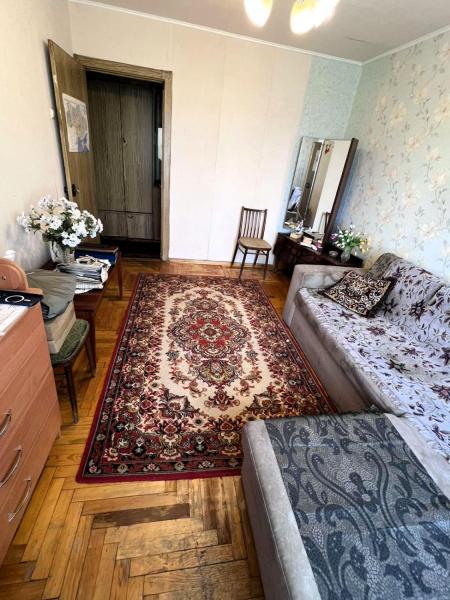 Продам 3-кімнатну квартиру