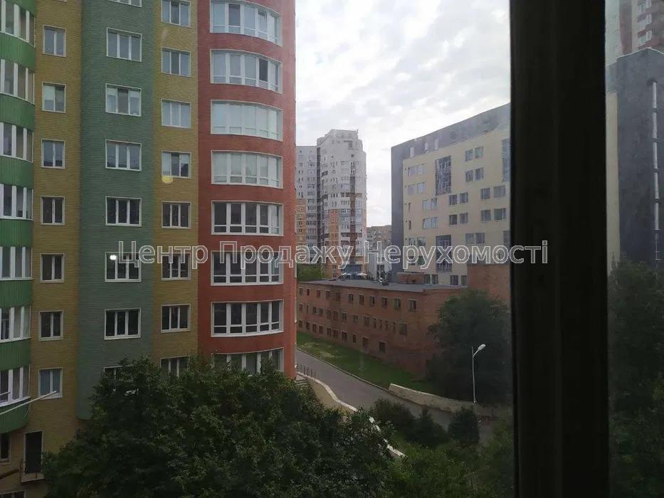 Фото З-кімн квартира П.Поле, м. 23 серпня К86