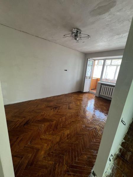 Продам 3-кімнатну квартиру