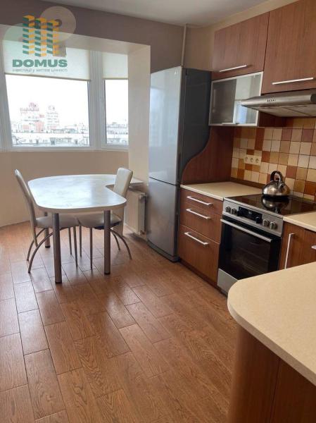 Продам 3-кімнатну квартиру