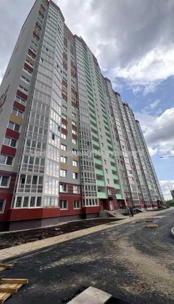 Продам 3-кімнатну квартиру, ЖК&nbsp;Патріотика