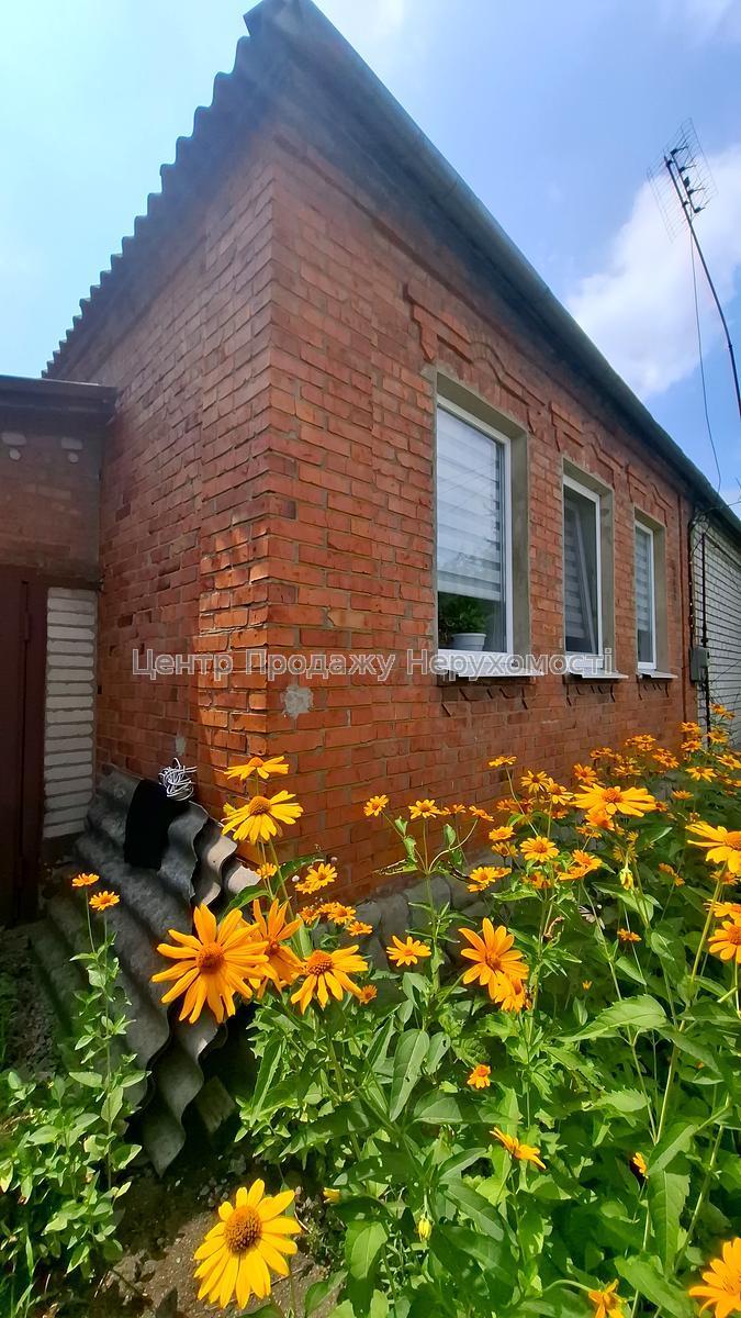 Фото Будинок з ремонтом - біля метро K813