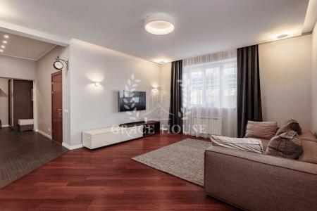 Продам 2-поверховий будинок