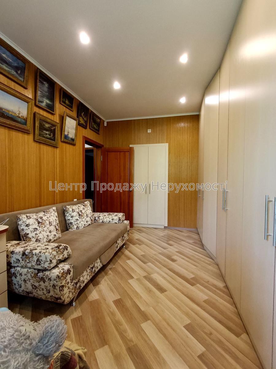 Фото Продам 3к квартиру в центрі, сталінка, м. Держпром Q812
