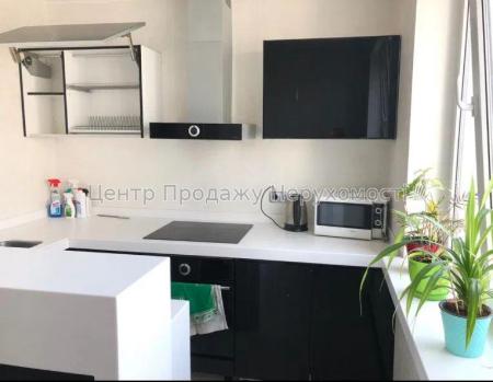 Продам 3-кімнатну квартиру