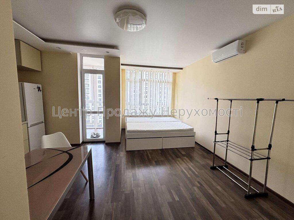 Фото Продаж квартири3