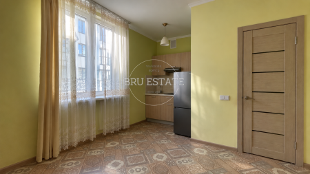 Продам квартиру-студію