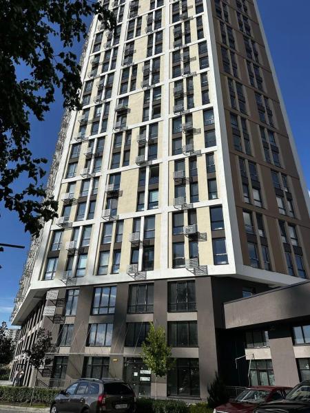 Продам 3-кімнатну квартиру, ЖК Madison Gardens