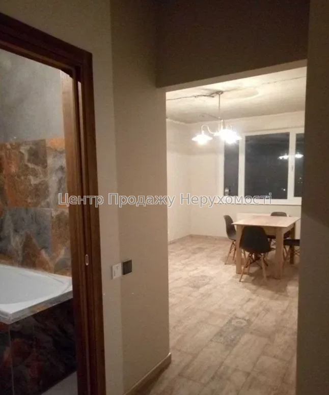 Фото Продам квартиру с ремонтом в Жк Пролисок2