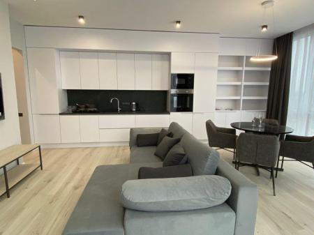 Продам 2-комнатную квартиру, ЖК Smart Plaza Obolon
