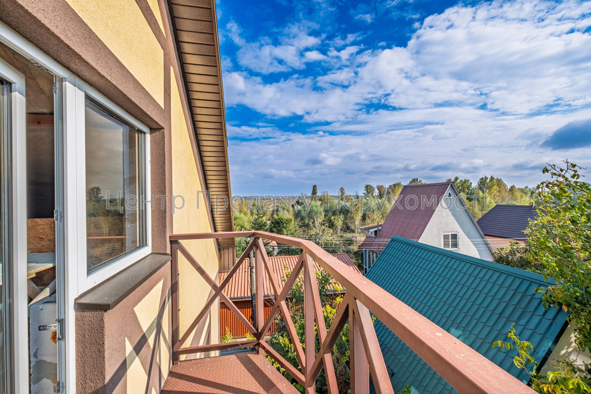 Фото Продам Будинок, який працює без світла10