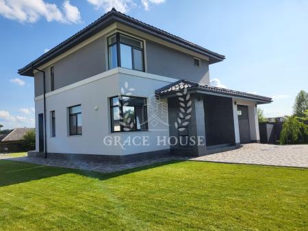 Продам 2-поверховий будинок