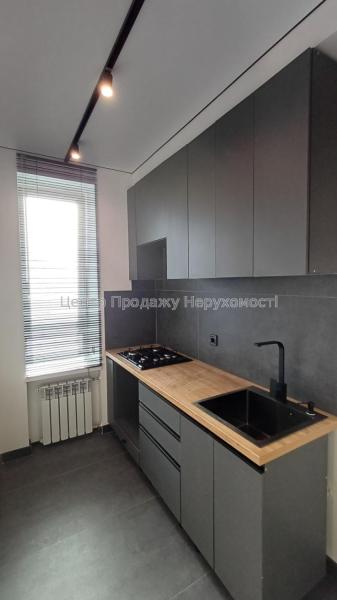 Продам 2-кімнатну квартиру