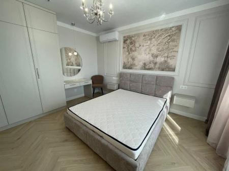 Продам 1-комнатную квартиру в новостройке, Апарт-комплекс Литературный