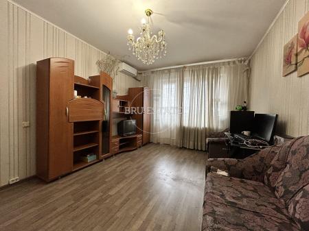 Продам 2-кімнатну квартиру