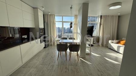 Продам 2-кімнатну квартиру, ЖК Варшавський мікрорайон