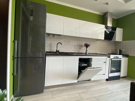 Продам квартиру-студію