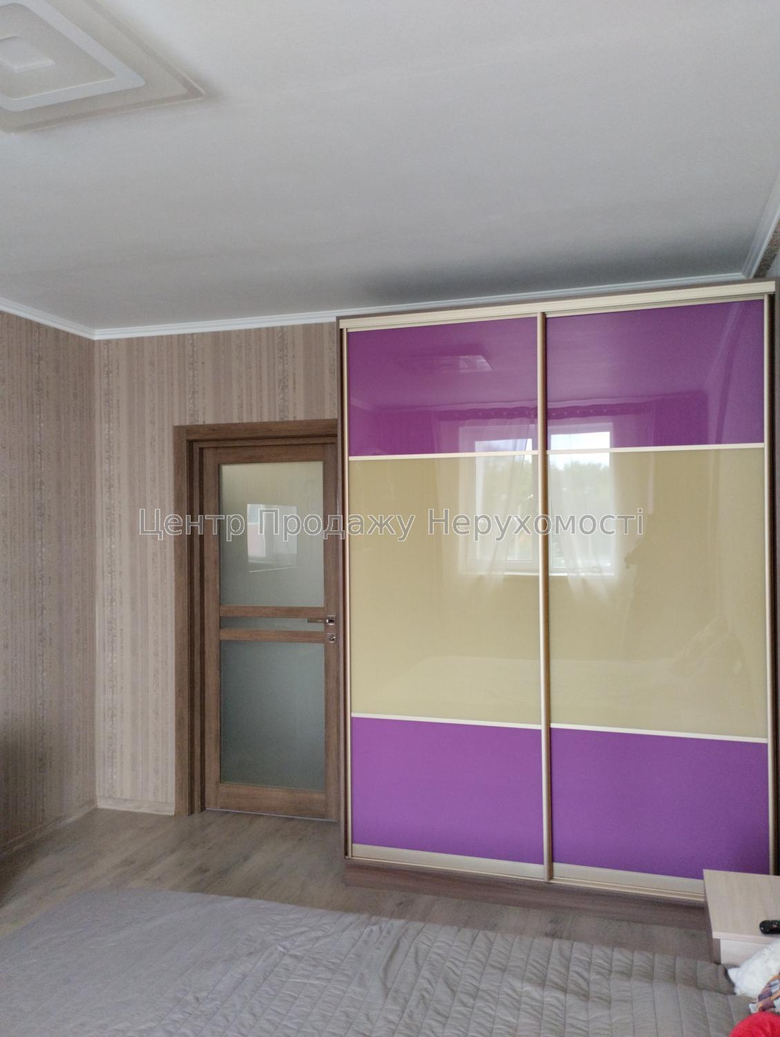 Фото Продам 2к. квартиру ул. Роганская1