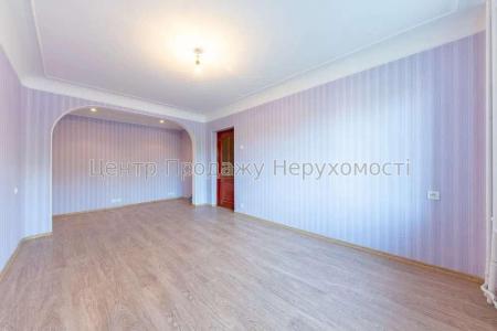 Продам 2-кімнатну квартиру