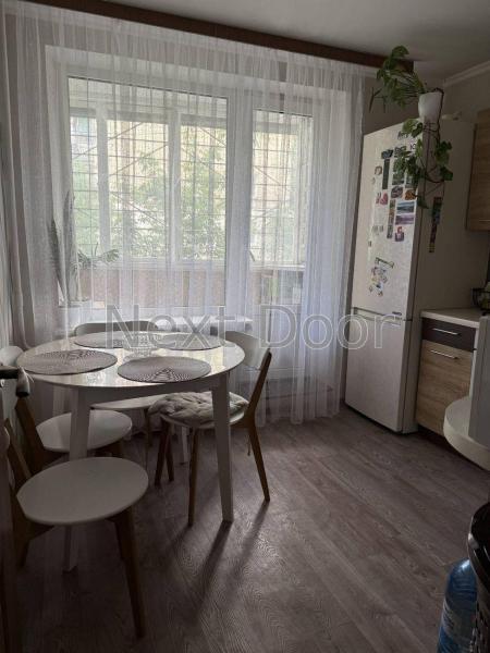 Продам 2-кімнатну квартиру