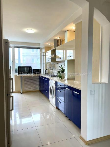 Продам 2-комнатную квартиру