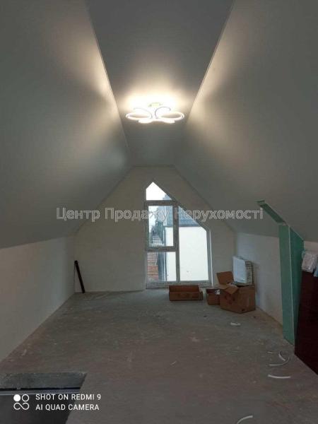 Продам 3-поверховий таунхаус