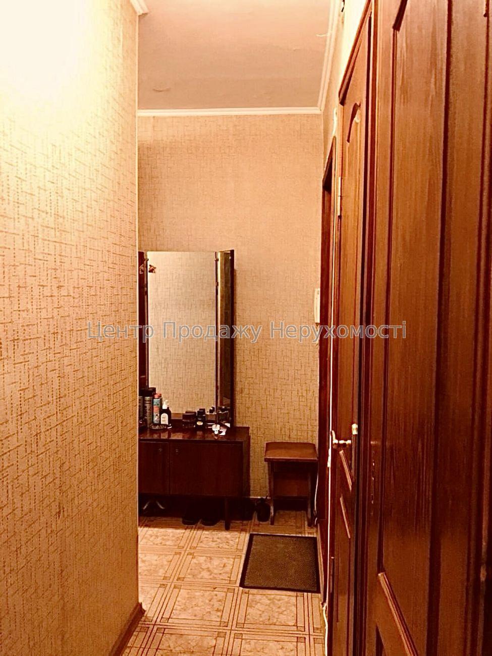 Фото Продаж 3-кімнатної квартири в м. Харків. 602 мкрн.2