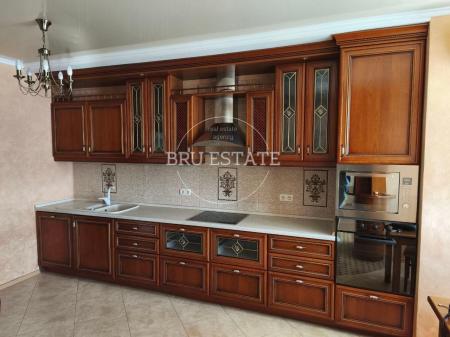Продам 3-кімнатну квартиру