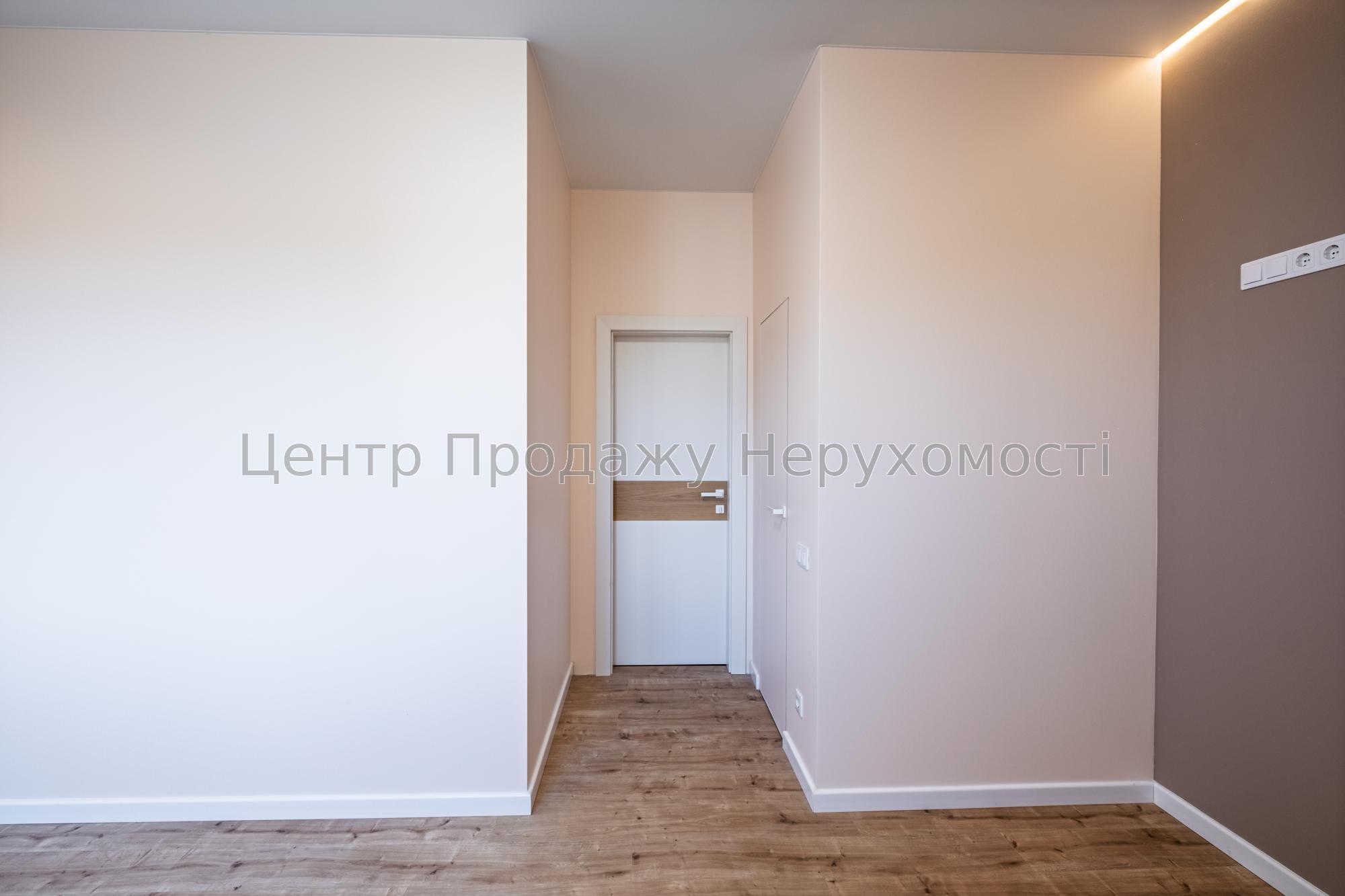 Фото Продам Будинок, який працює без світла42