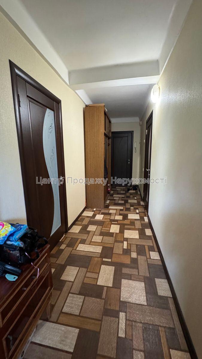 Фото Продам простору 2-кімнатну картиру9