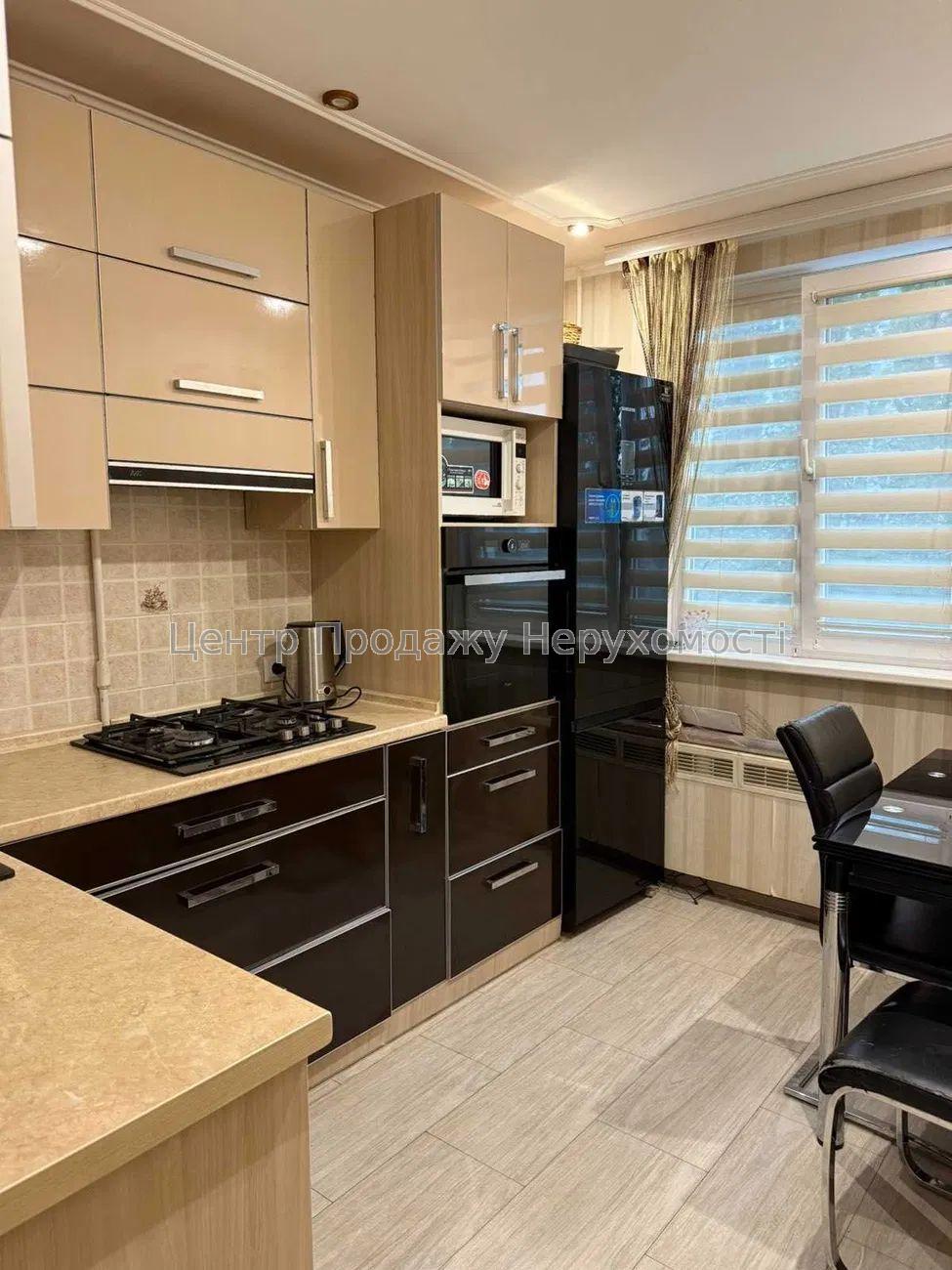 Фото Продаж 3к квартири у місті Харків. Салтівка1