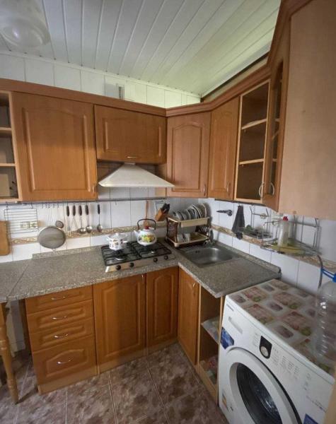 Продам 2-кімнатну квартиру