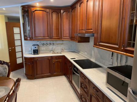 Продам 3-комнатную квартиру