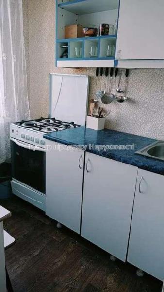 Продам 2-кімнатну квартиру