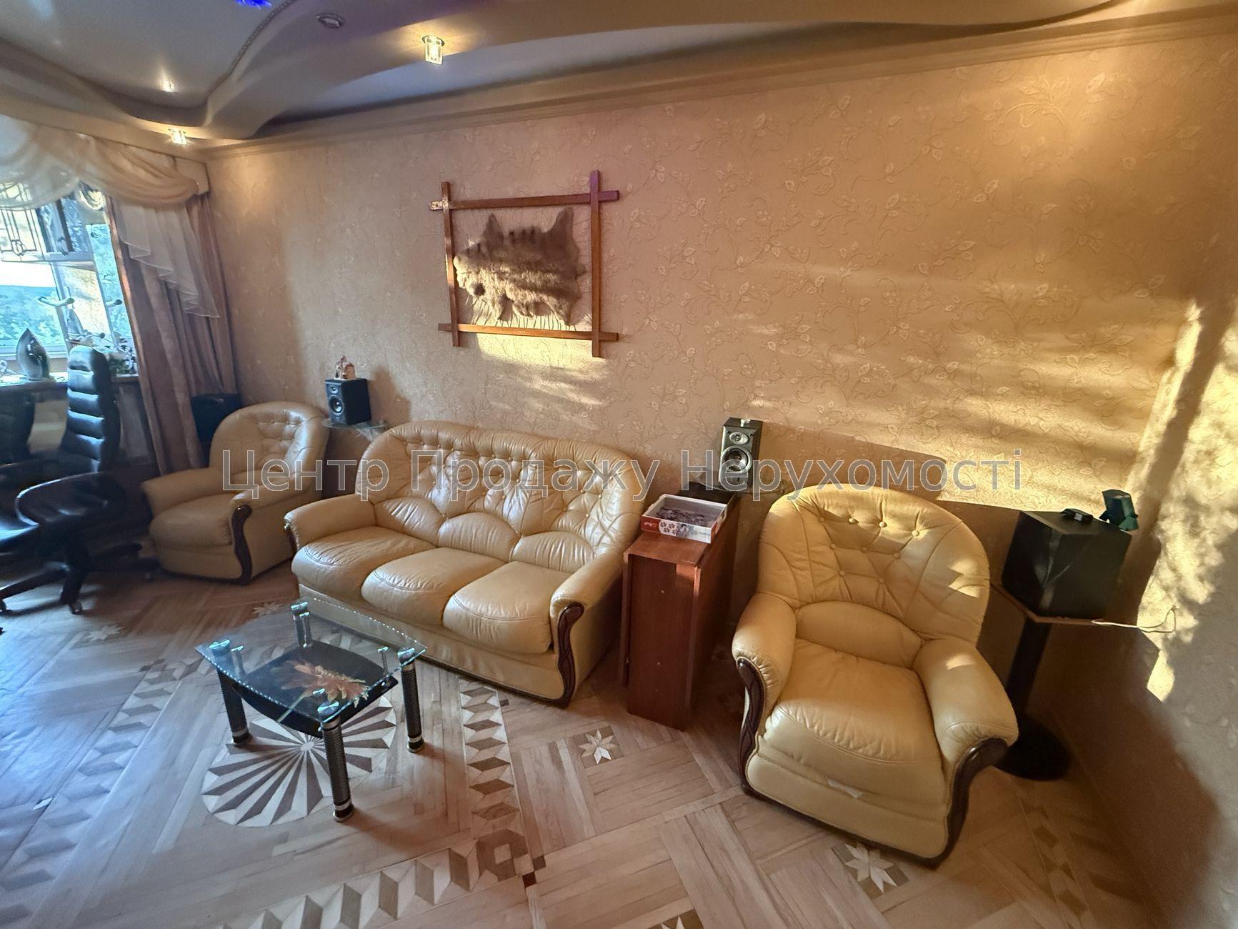 Фото Продаж 3 кімнатной квартири, Олексіївка, метро Перемоги, G86