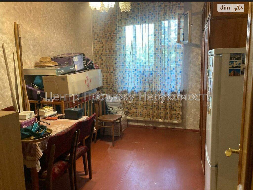 Фото продам 2-кімнатну на Троєщині ІВ4