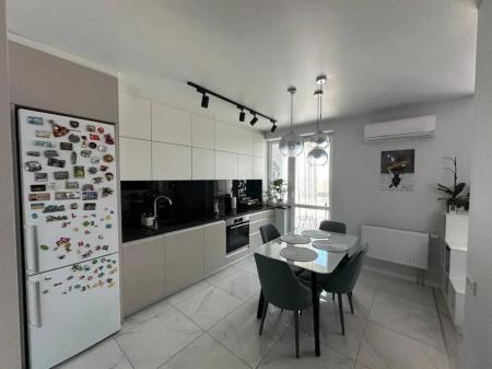 Продаж квартири