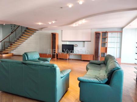 Здам 4-кімнатну квартиру