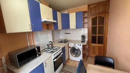 Продам 3-кімнатну квартиру